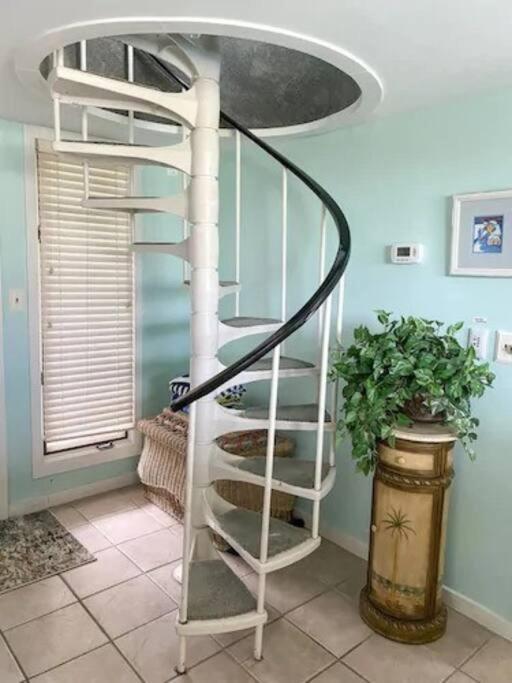 Port O' Call C302 - Iop Island Retreat! Treetop Oceanview! Isle of Palms Kültér fotó